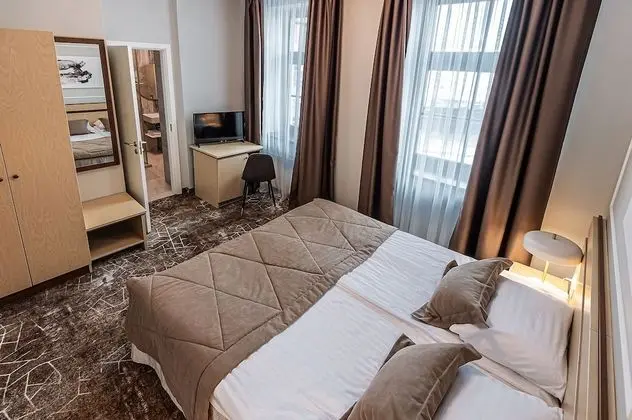 Standard Tek Büyük veya İki Ayrı Yataklı Oda