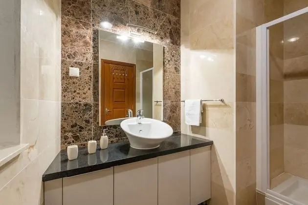 Apartment(First Floor), 2 bedrooms, Balcony, Seaview