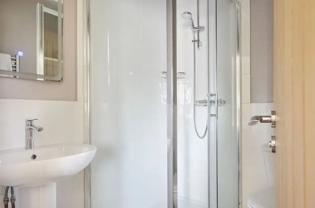 Süit, Banyolu/Duşlu, Avlu Manzaralı