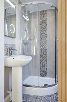 Tek Kişilik Oda, Banyolu/Duşlu, Nehir Manzaralı