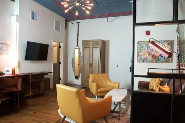 Süit, 1 En Büyük (King) Boy Yatak ve Çekyat (Artist Loft)