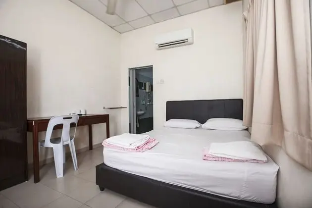 Tek Büyük Yataklı Oda (Attached Bathroom - DACT)