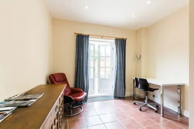 Family Ev, 3 Yatak Odası, Avlu