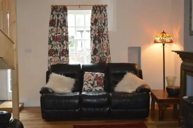 Family Ev, 3 Yatak Odası, Avlu