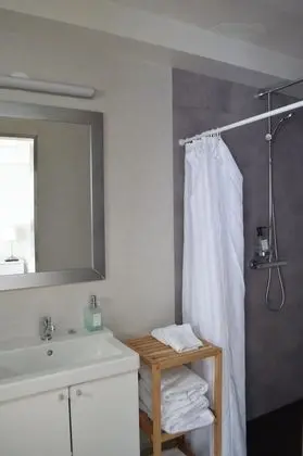 Üç Kişilik Oda, Özel Banyo