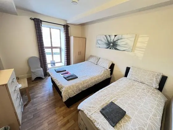 Basic Üç Kişilik Oda