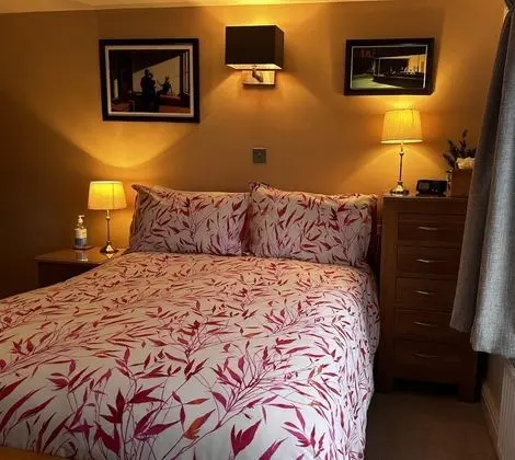 Double room-Superior-Ensuite with Shower-Garden View-Room 2