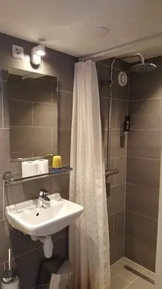 Standard Üç Kişilik Oda, 3 Tek Kişilik Yatak