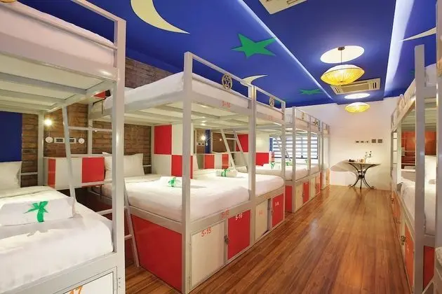 Ortak Ranzalı Oda, Karma Ranzalı Oda (18 Beds)