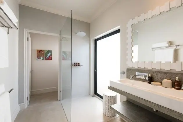 Luxury Süit, Bahçeli