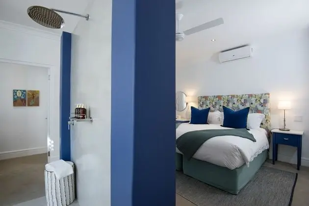 Luxury Süit, Havuz Kenarı