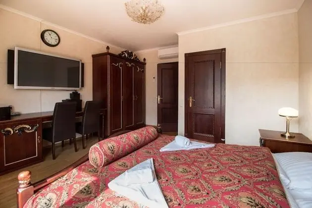 Old Riga Terrace Apartment (str.Teatra iela 4)