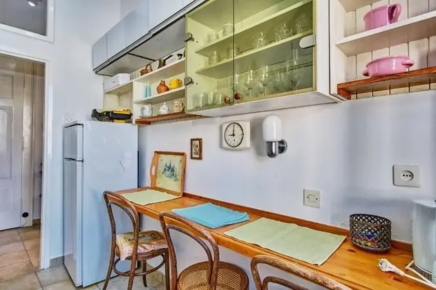 Apart Daire (Old Sailor's House - 70m from sea - A)