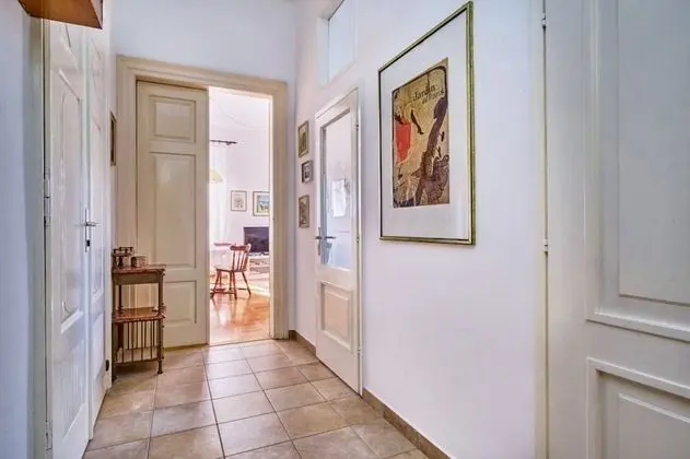 Apart Daire (Old Sailor's House - 70m from sea - A)