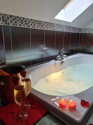 Deluxe Tek Büyük Yataklı Oda, 1 En Büyük (King) Boy Yatak, Özel Banyo