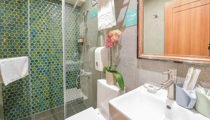 Standard Tek Büyük Yataklı Oda