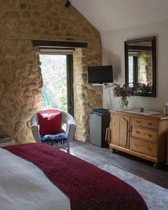 Tek Büyük veya İki Ayrı Yataklı Oda (Grooms Cottage)