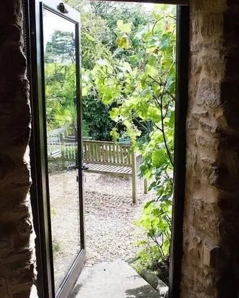 Tek Büyük veya İki Ayrı Yataklı Oda (Grooms Cottage)