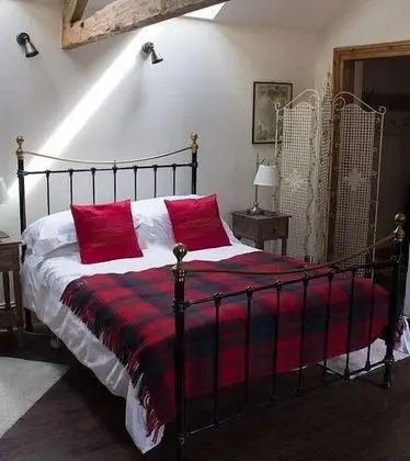Tek Büyük Yataklı Oda, 1 Çift Kişilik Yatak, Sigara İçilmez (The Snug)