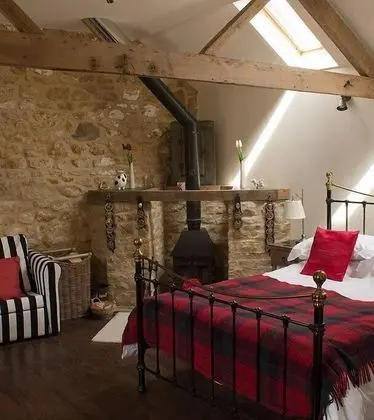 Tek Büyük Yataklı Oda, 1 Çift Kişilik Yatak, Sigara İçilmez (The Snug)
