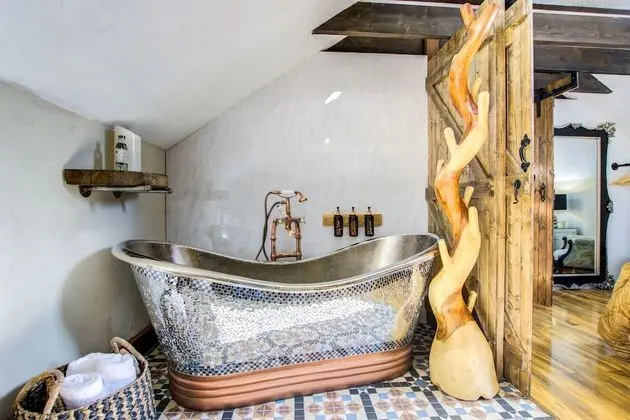 Luxury Kır Evi, Engellilere Uygun, Banyolu/Duşlu (Luxury Cottage Sleeps 8 )
