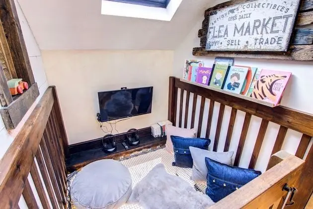 Luxury Kır Evi, Engellilere Uygun, Banyolu/Duşlu (Luxury Cottage Sleeps 8 )