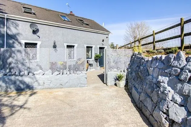 Luxury Kır Evi, Engellilere Uygun, Banyolu/Duşlu (Luxury Cottage Sleeps 8 )