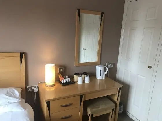 Tek Büyük Yataklı Oda