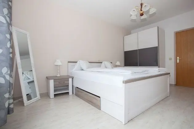 Apart Daire (Old Stone - A2(4+1))