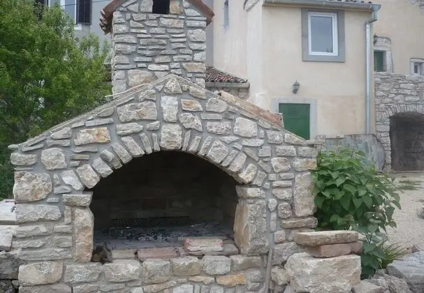 Ev (Old Stone - parking - H(4+2))