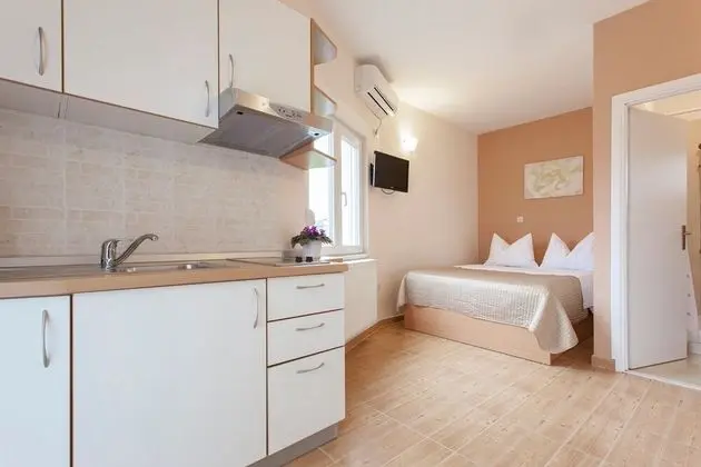 Stüdyo (Old Stone - SA1(2))