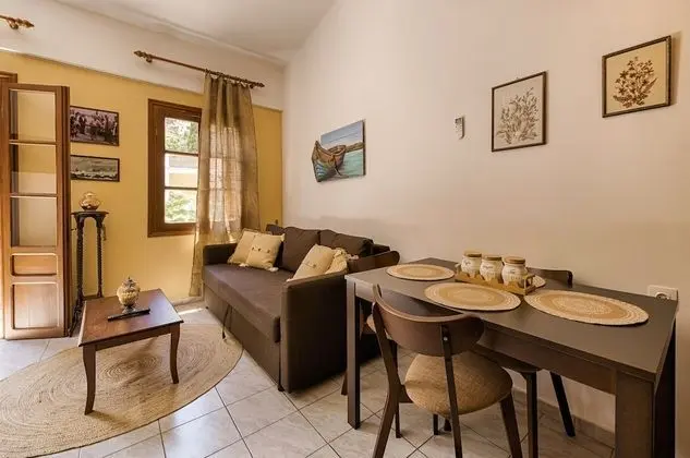 Apart Daire, Bahçe Manzaralı