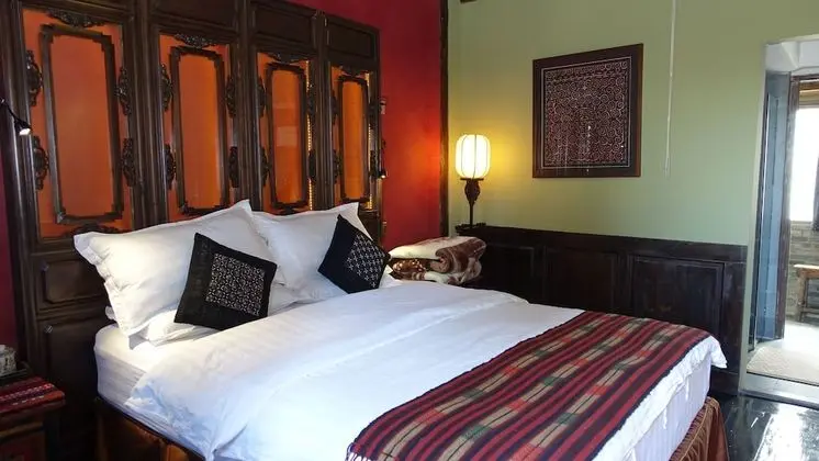 Traditional Tek Büyük Yataklı Oda