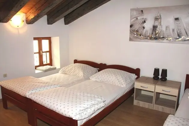 Superior Stüdyo (Attic)