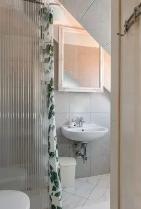 Tek Büyük veya İki Ayrı Yataklı Oda, Özel Banyo, Şehir Manzaralı