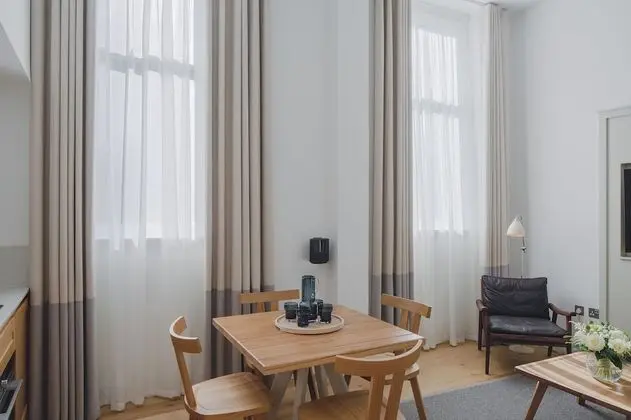 Deluxe Apart Daire
