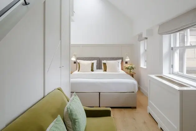 Deluxe One Bedroom Loft