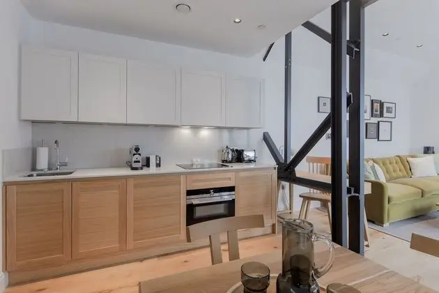 Deluxe One Bedroom Loft