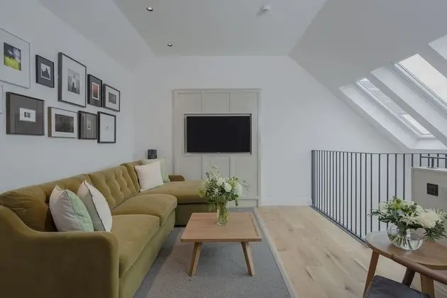 Deluxe One Bedroom Loft
