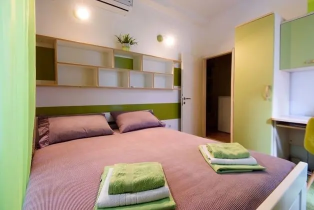 Apart Daire (Duplex One-Bedroom Apartment)