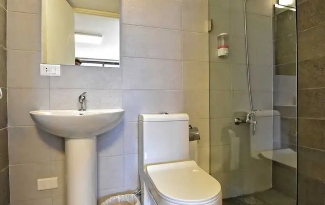 Basic Stüdyo, Birden Çok Yatak, Sigara İçilmez