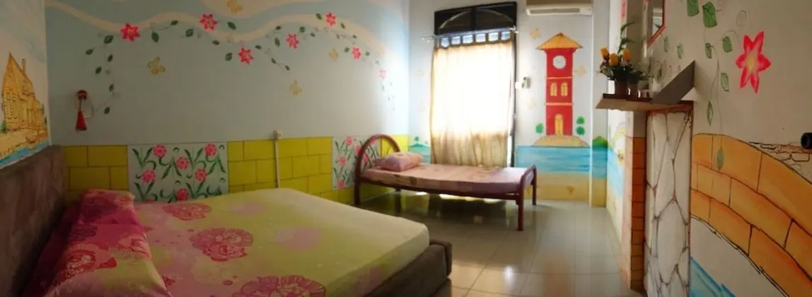 Üç Kişilik Oda, Ortak Banyo