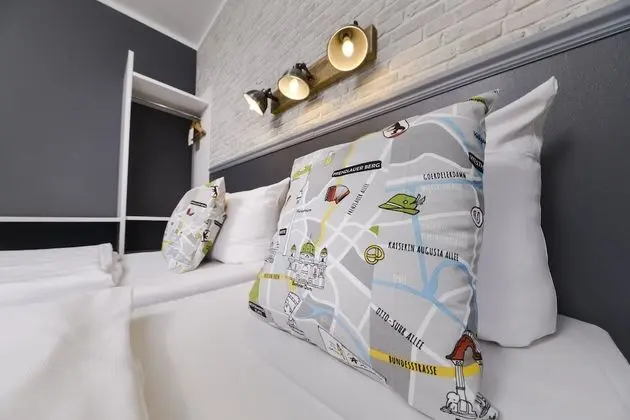 Tek Büyük Yataklı Oda, Ortak Banyo