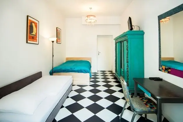 Standard Oda, Ortak Banyo, Şehir Manzaralı (1)