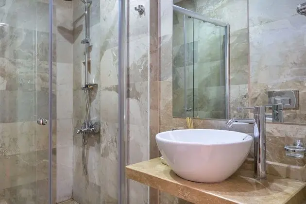 Deluxe Tek Büyük Yataklı Oda, Deniz Manzaralı