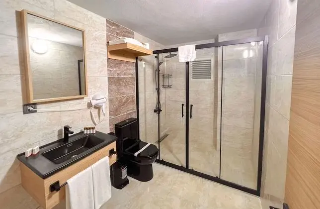 Deluxe Stüdyo Süit