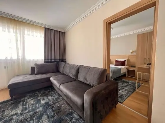 Deluxe Stüdyo Süit