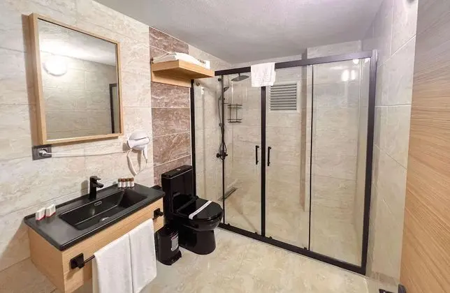 Deluxe Stüdyo Süit