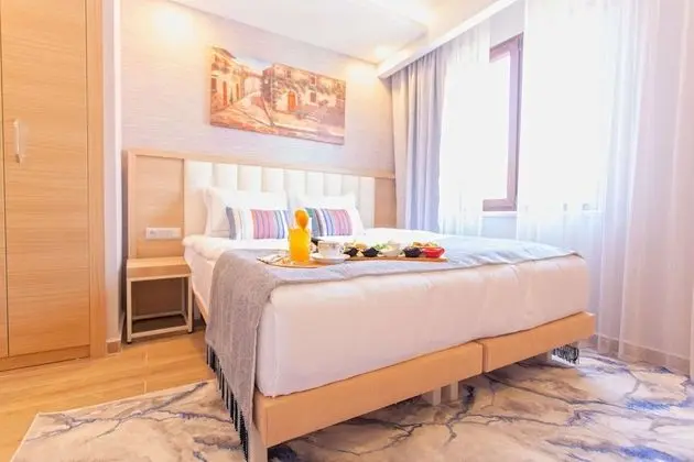 Deluxe Tek Büyük veya İki Ayrı Yataklı Oda, Şehir Manzaralı