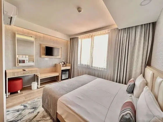 Deluxe Tek Büyük veya İki Ayrı Yataklı Oda, Şehir Manzaralı